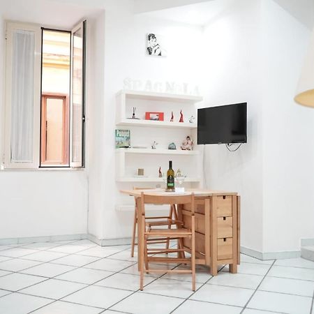 Casa Vacanza La Spagnola Naples Extérieur photo